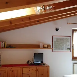 sweet-home-casa-vacanze-la-mansarda.it-lombardy.com/